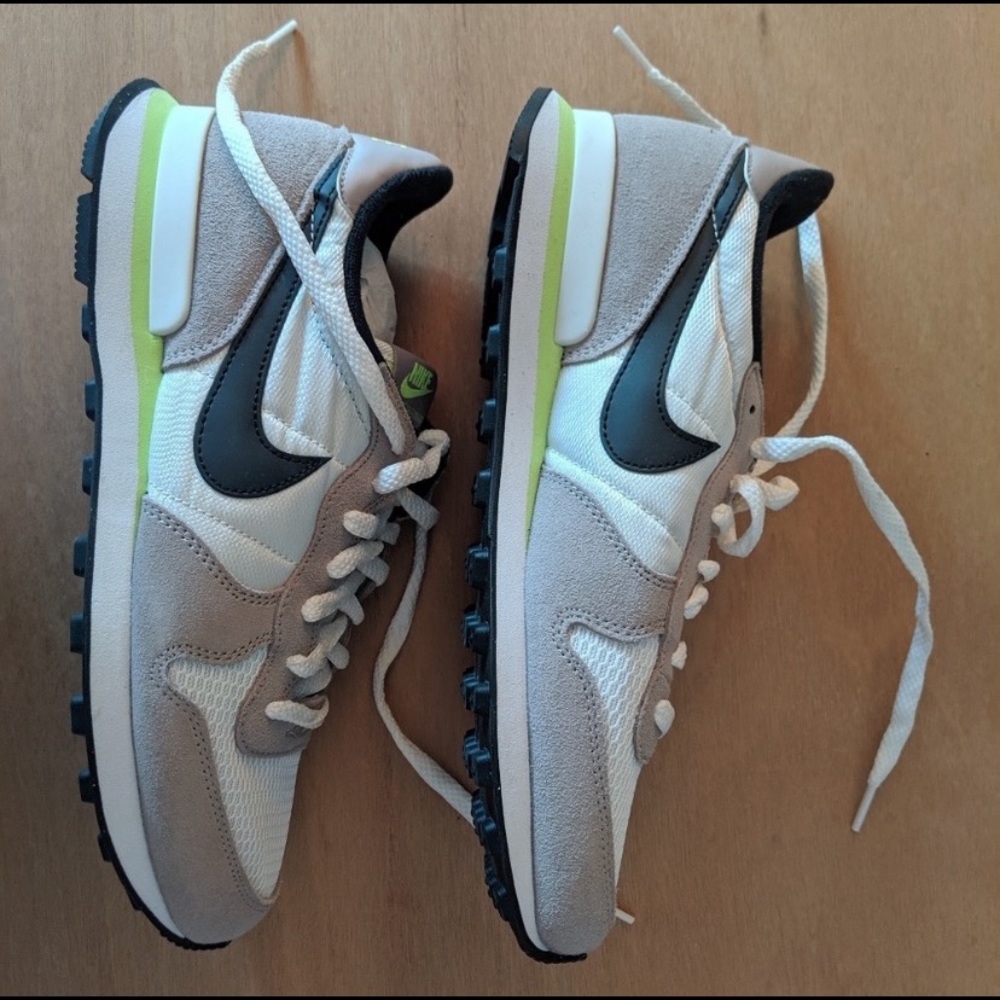 Gray and White Nike Internationalist Size 10
